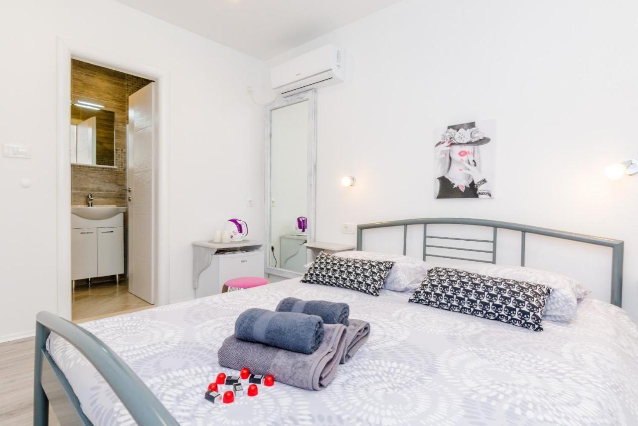 Guest House Nikolina Дубровник Экстерьер фото